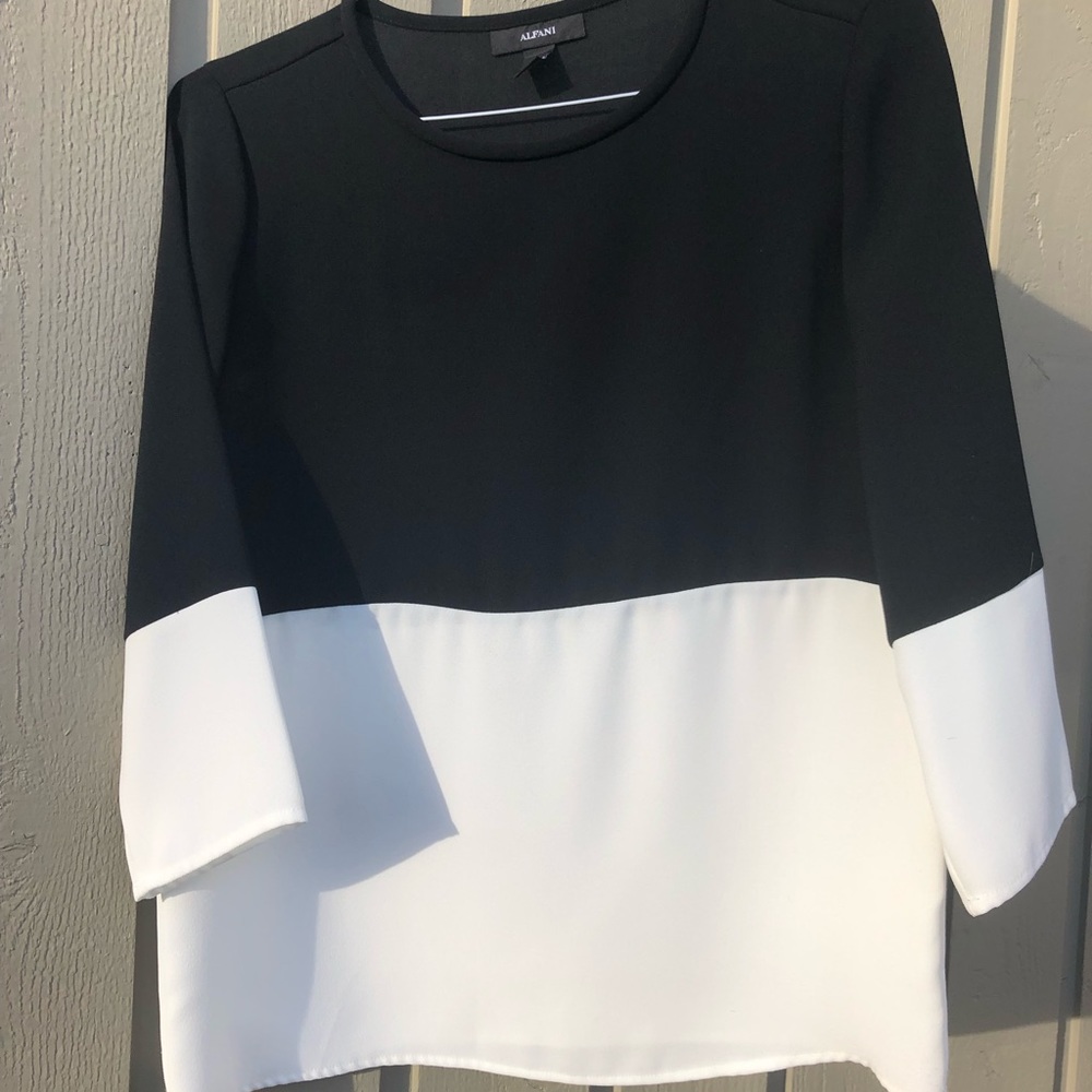 Lightweight and free-flowing pull over top